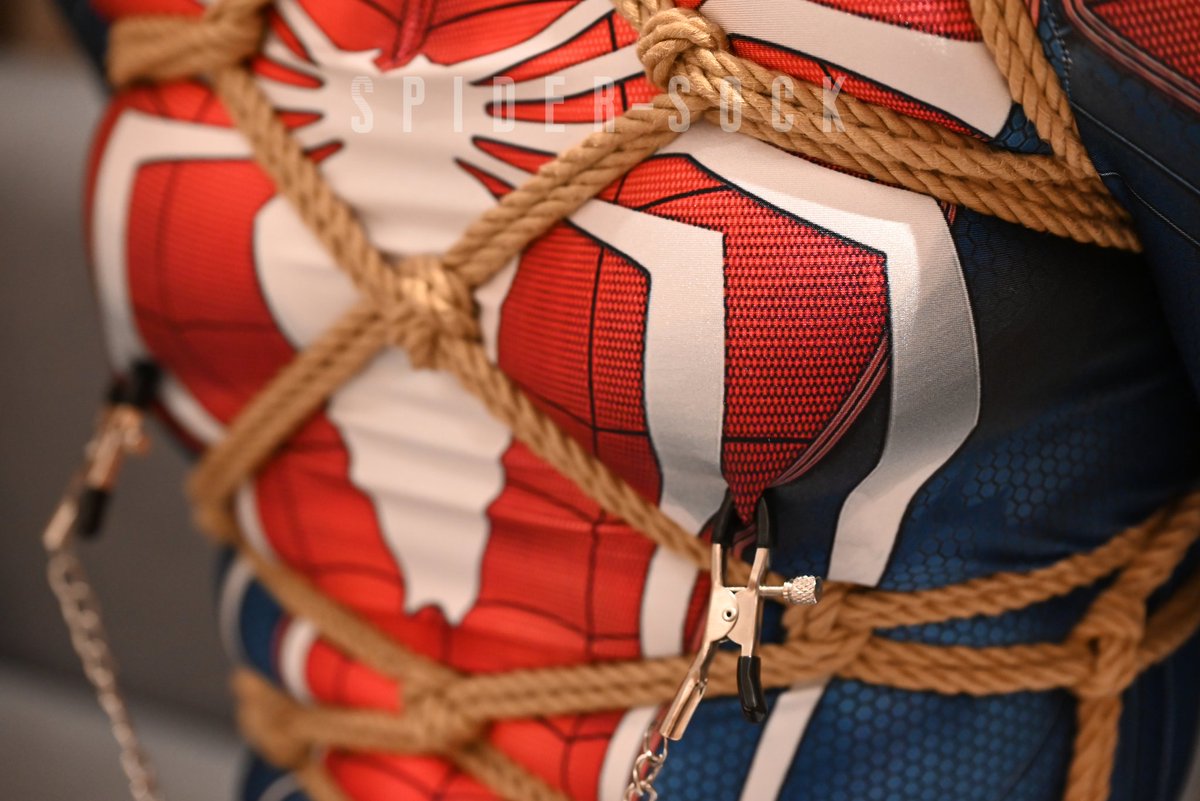 spider-sock tweet media