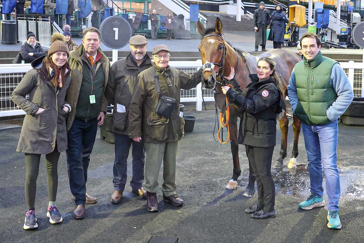 Middleham Park Racing tweet media