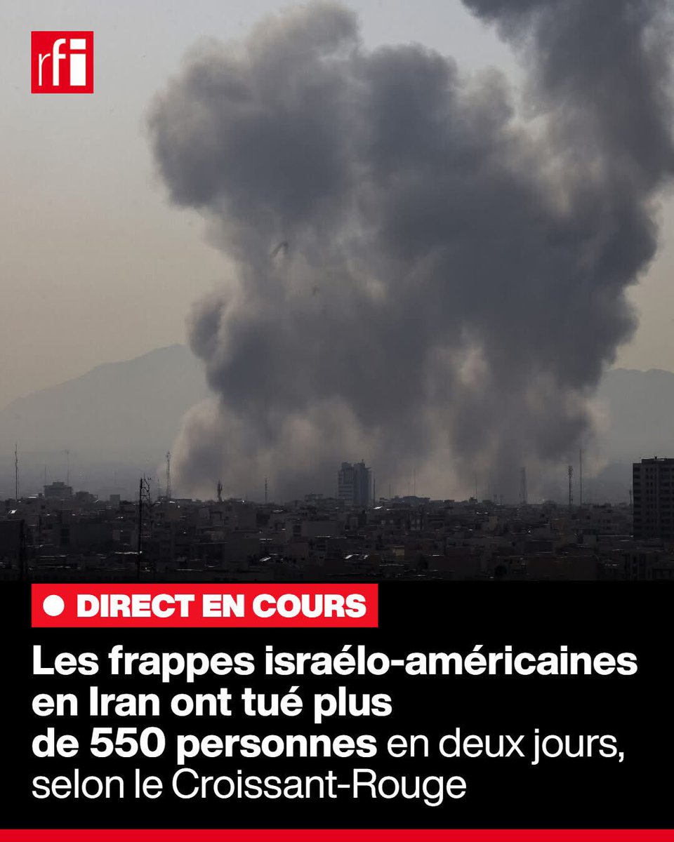 Change7net's tweet photo. Le conflit entre Israël, les États-Unis et l’Iran s’étend au Liban. Frappes israéliennes contre le Hezbollah après des tirs de drones et missiles.
Washington et Tel-Aviv annoncent une intensification des opérations. Israël affirme avoir éliminé 40 hauts gradés, dont Ali Khamenei. https://t.co/BbJCPqu1CJ