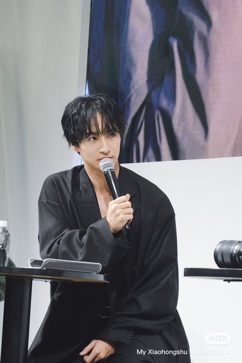 takaraimoon's tweet photo. CP+ Nico Stop Talk
Undercover at a Nikon event with my Sony RX100 VII🤣Felt a bit embarrassed pulling out this tiny camera, but the shots are worth it😎 https://t.co/SmNtIG8zey