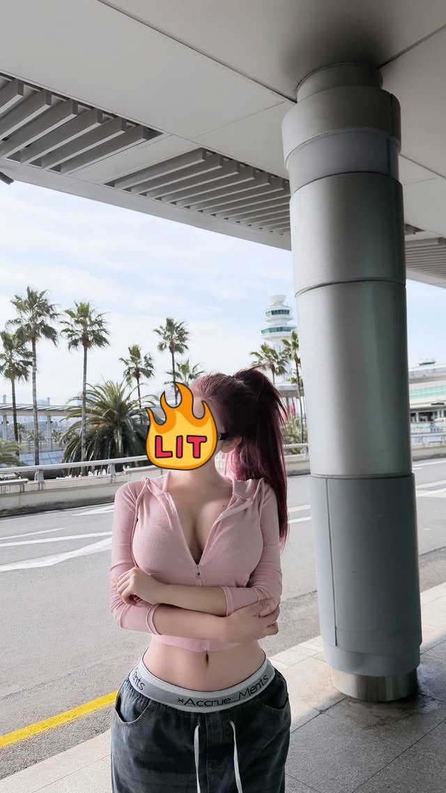 baabbyy00nn tweet media