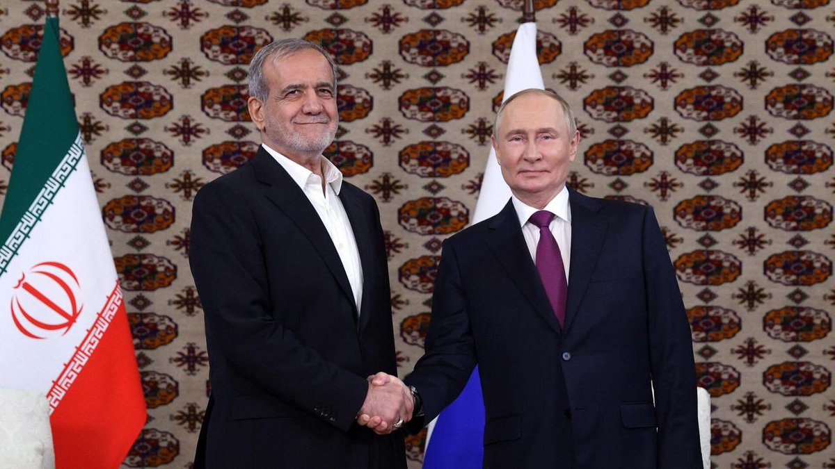 RT_com's tweet photo. Russia is in constant contact with Iran's leadership and Gulf countries — Kremlin

Vladimir Putin will hold an international phone call today related to the situation surrounding Iran https://t.co/ThXJnGNNJE