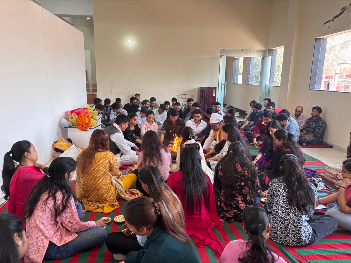mitshealthcare_'s tweet photo. A special highlight of the day was celebrating our March birthday team members, who participated in the Hawan rituals and received divine blessings for their new year of life. 
Let’s step into this new month with faith, dedication, and a positive mindset. 🌸
#MitsGroup #NewMonth https://t.co/PmYOLuTFtk