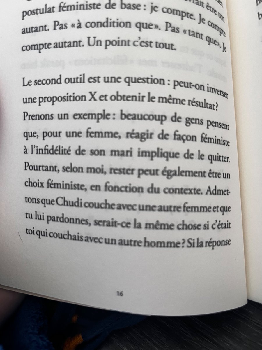 bigprout_____'s tweet photo. #hateread j'en ai lu des fausses féministes mais alors là c'est tellement médiocre. Comme quoi les terf sont non seulement nulles sur les questions de constructions de genre et autres théories mais alors pour la pratique ça vole pas haut hein ✋ https://t.co/NVdDITVGrz