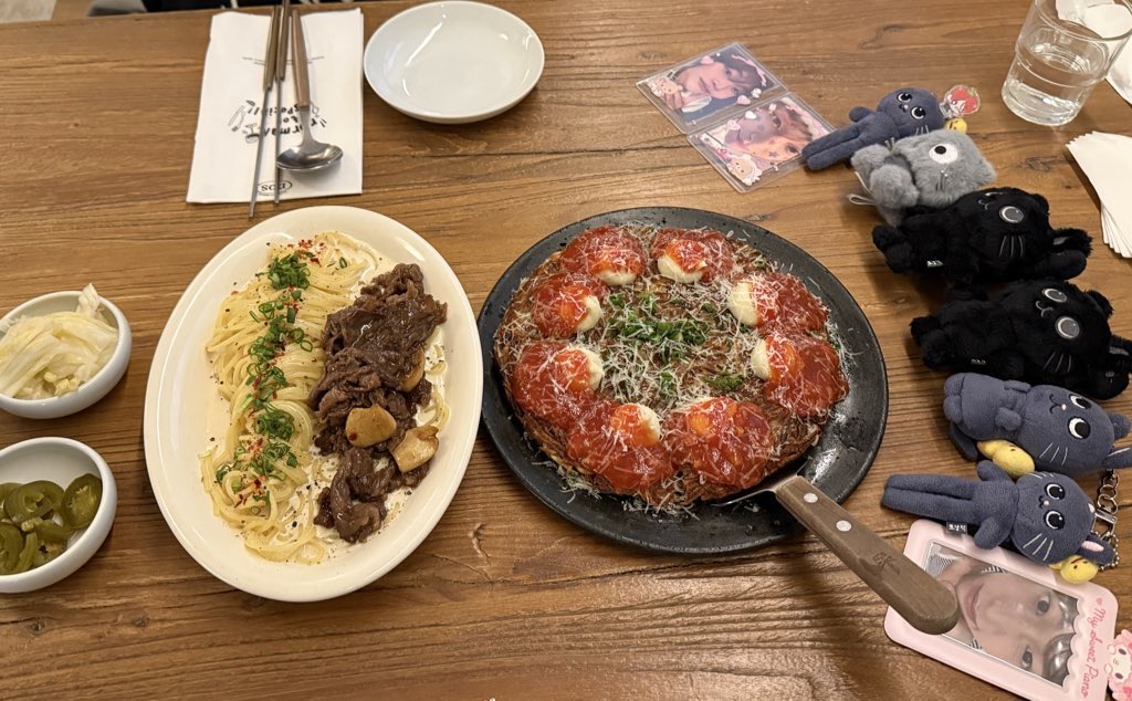 닌 tweet media