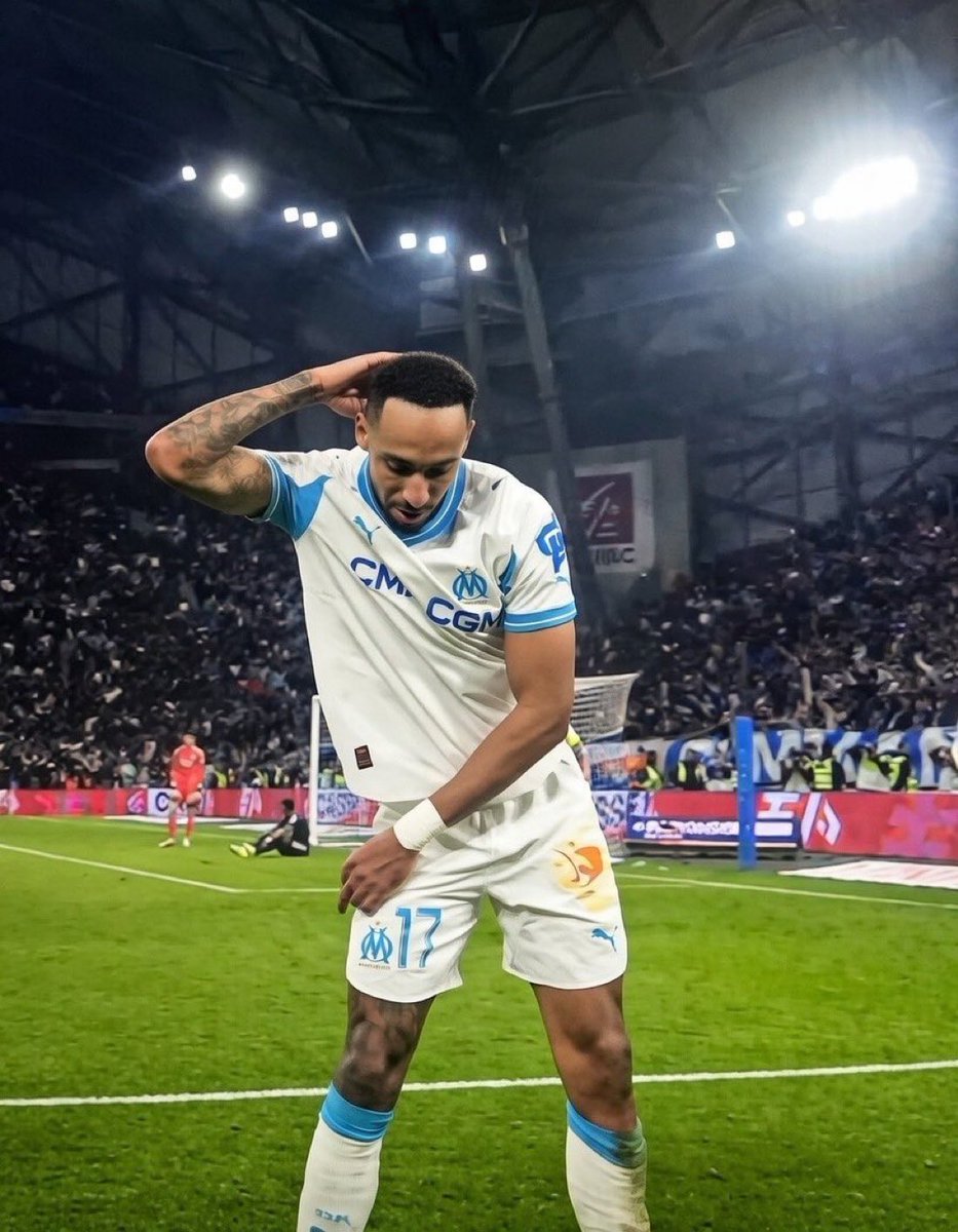 PAPTA_'s tweet photo. Allez l’OM https://t.co/CNJ0vYhcV0