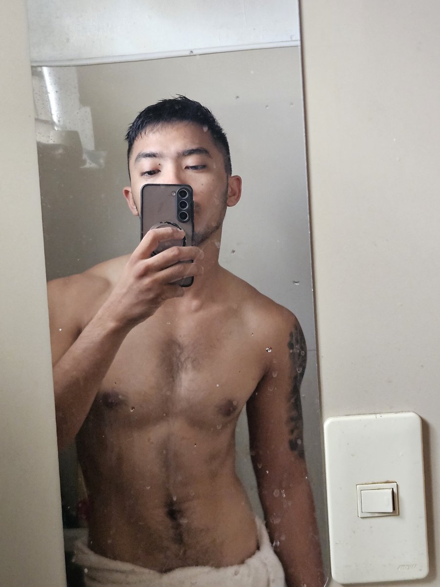 Chris G tweet media