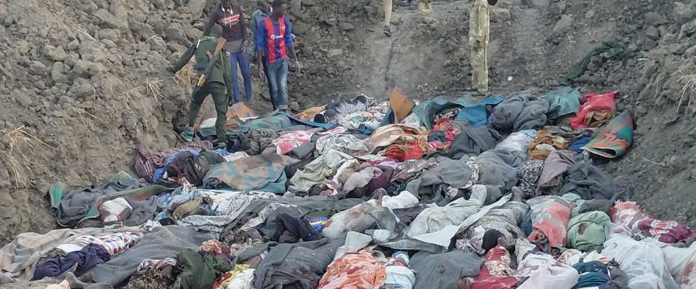 My hearts bleeds 😞.

The brutal massacre in Abiemnhom, Ruweng Administrative Area, is a wound on the nation's soul. Yesterday, at least 120 souls primarily civilians, including countless women &amp; children were barbarically murdered by armed youths driven by hatred. These were not