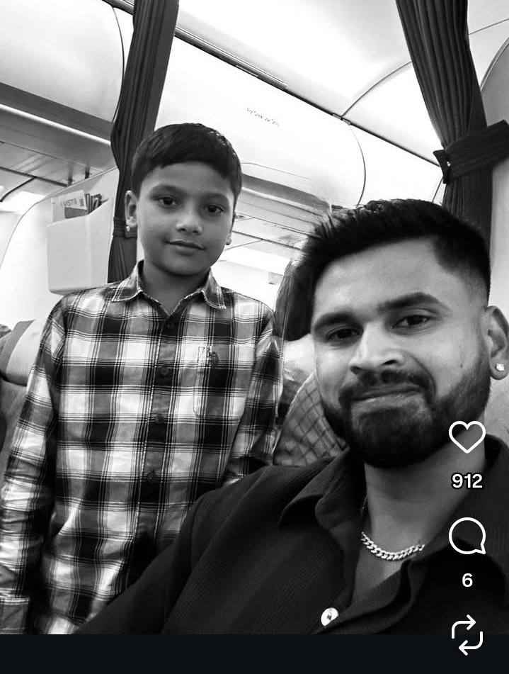 Kaur187255Kawal's tweet photo. Some pictures just show the kind of person he is ๐ค๐ฅฐ
#shreyasiyer #2024throwback #fanmoment https://t.co/n0XHlBPsPG