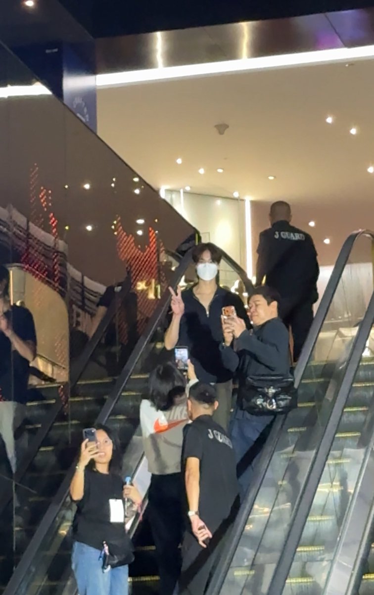 วันนี้มาหาปอนปอนแต่เจอพุพุ