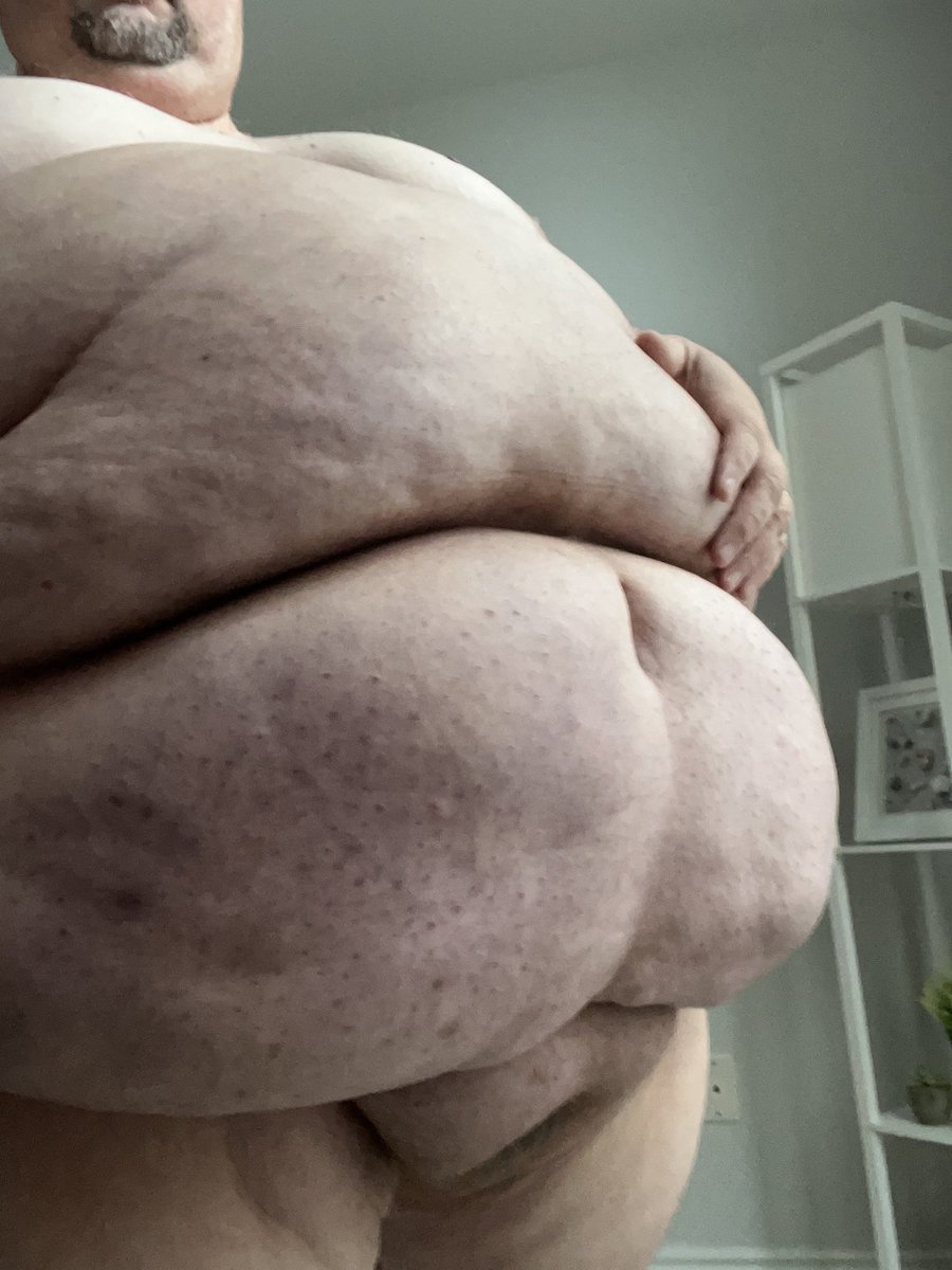 SpankChub tweet media