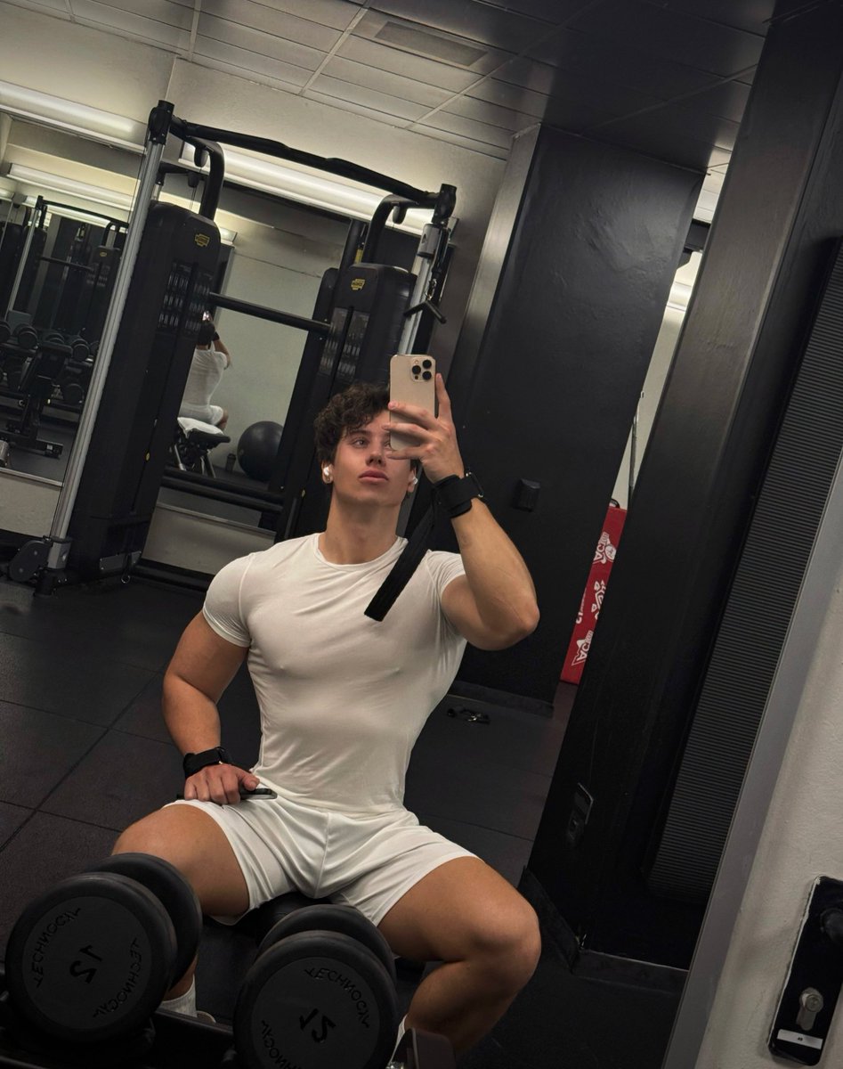 Vlatt🐰 tweet media