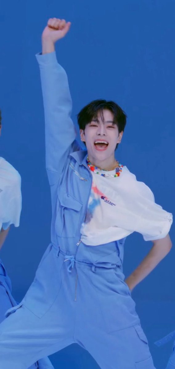 jjjunjjjun's tweet photo. 파생할사람!!!
.
.
.
저엽!!!! https://t.co/tATBiO9ouE
