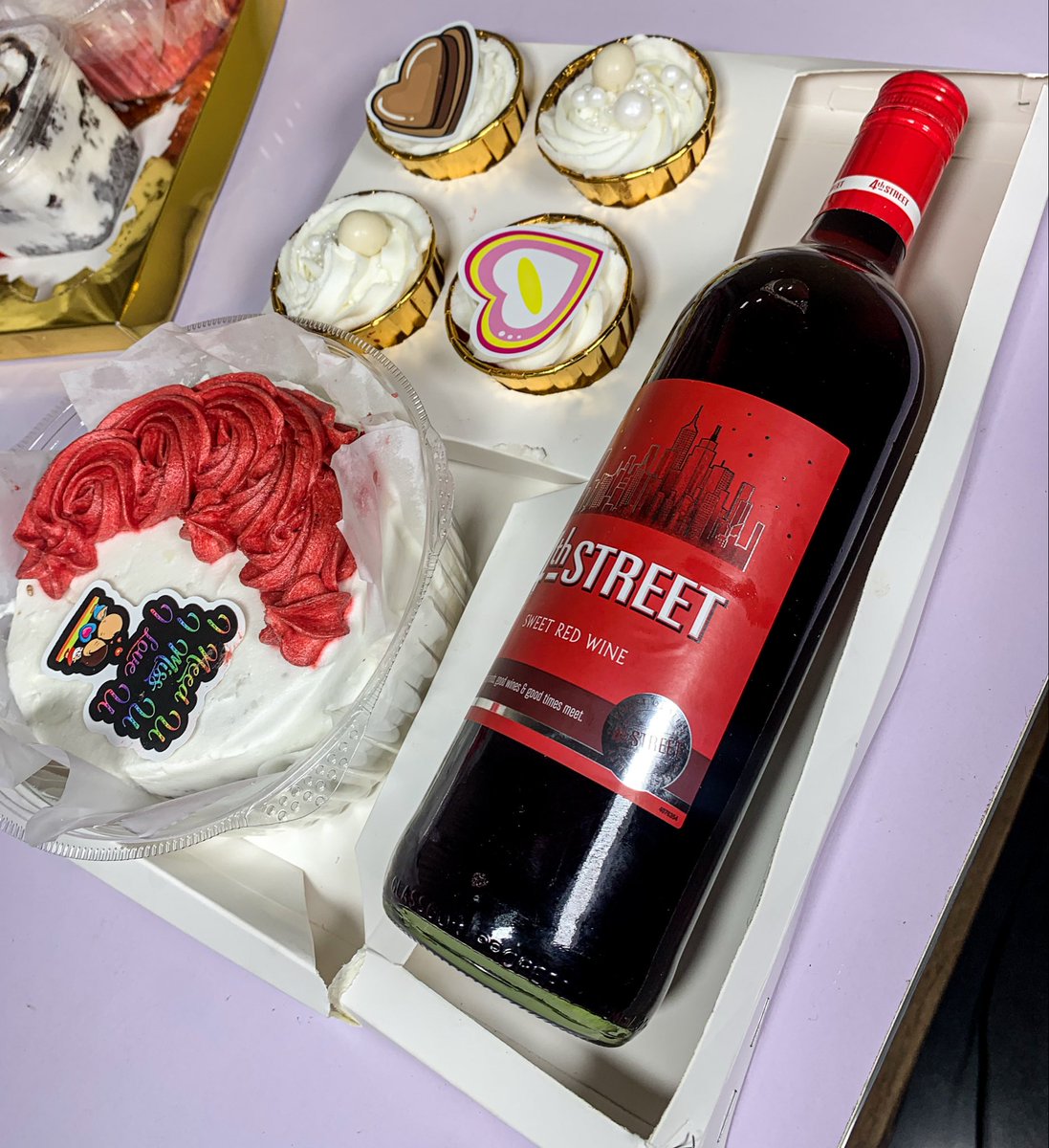 Anambra Cake Pro/ PBD/1543 tweet media