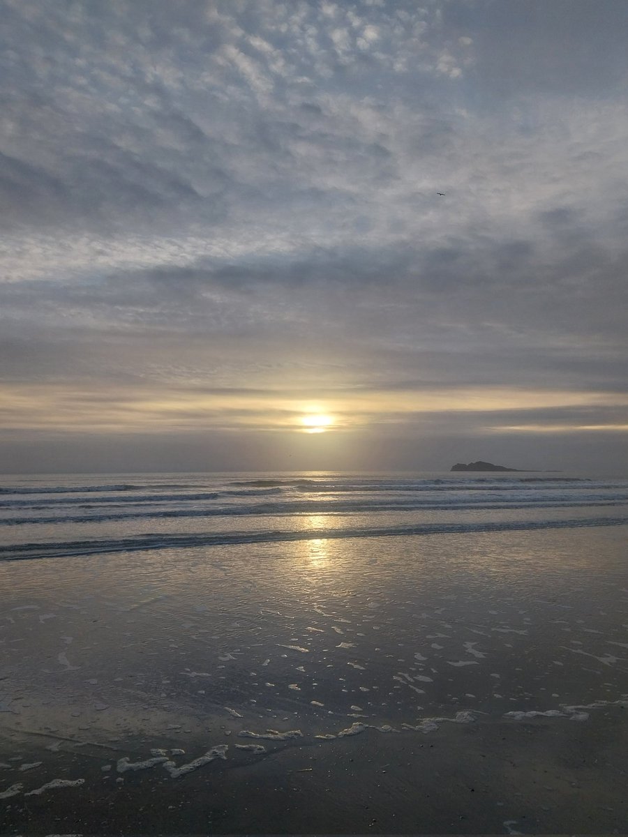 JimOFlahertyy's tweet photo. Coffee arrives, that Grave and wholesome Liquor
 That heals the Stomack, makes the Genuis quicker
 Relieve, the Memory, Revives the Sad
 And chears the Spirits, without making Mad
Anon 1674 #Portmarnock https://t.co/9xQM8oCn9j