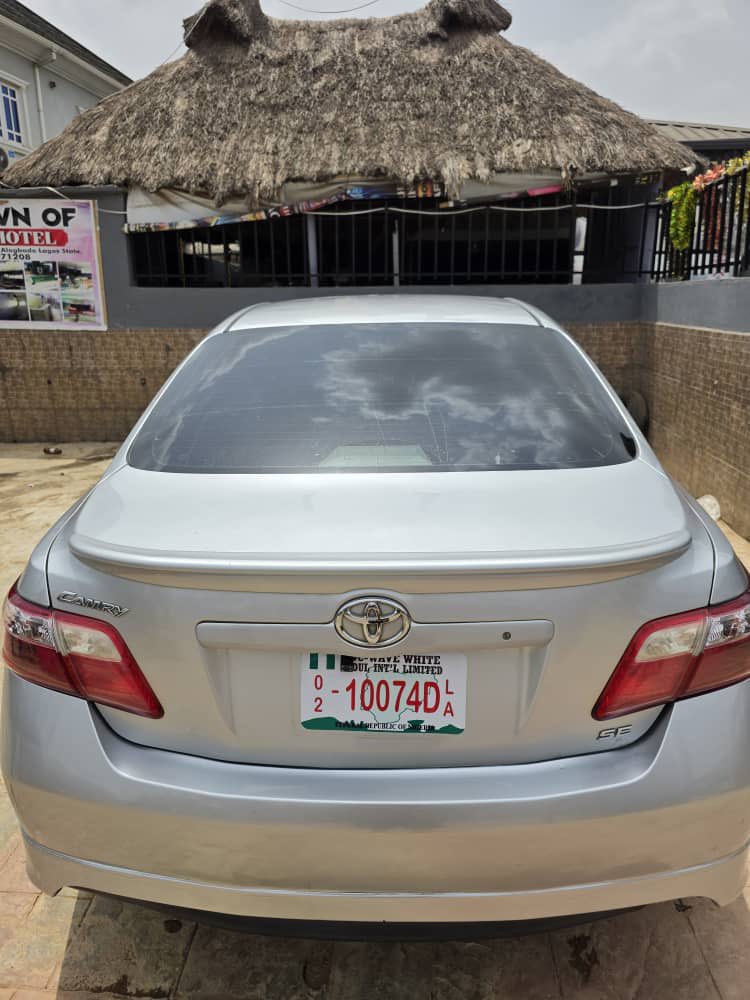 Emanu_omo_ALABI's tweet photo. Registered Camry 08
Super clean
Everything is 100%
Buy and drive nothing to fix
8.5m
Lagos 🇳🇬 

#HappyNewMonth #CornerFc #kuwait #reecejames #fyp #cars45 #lagos https://t.co/m7HQRqywq1