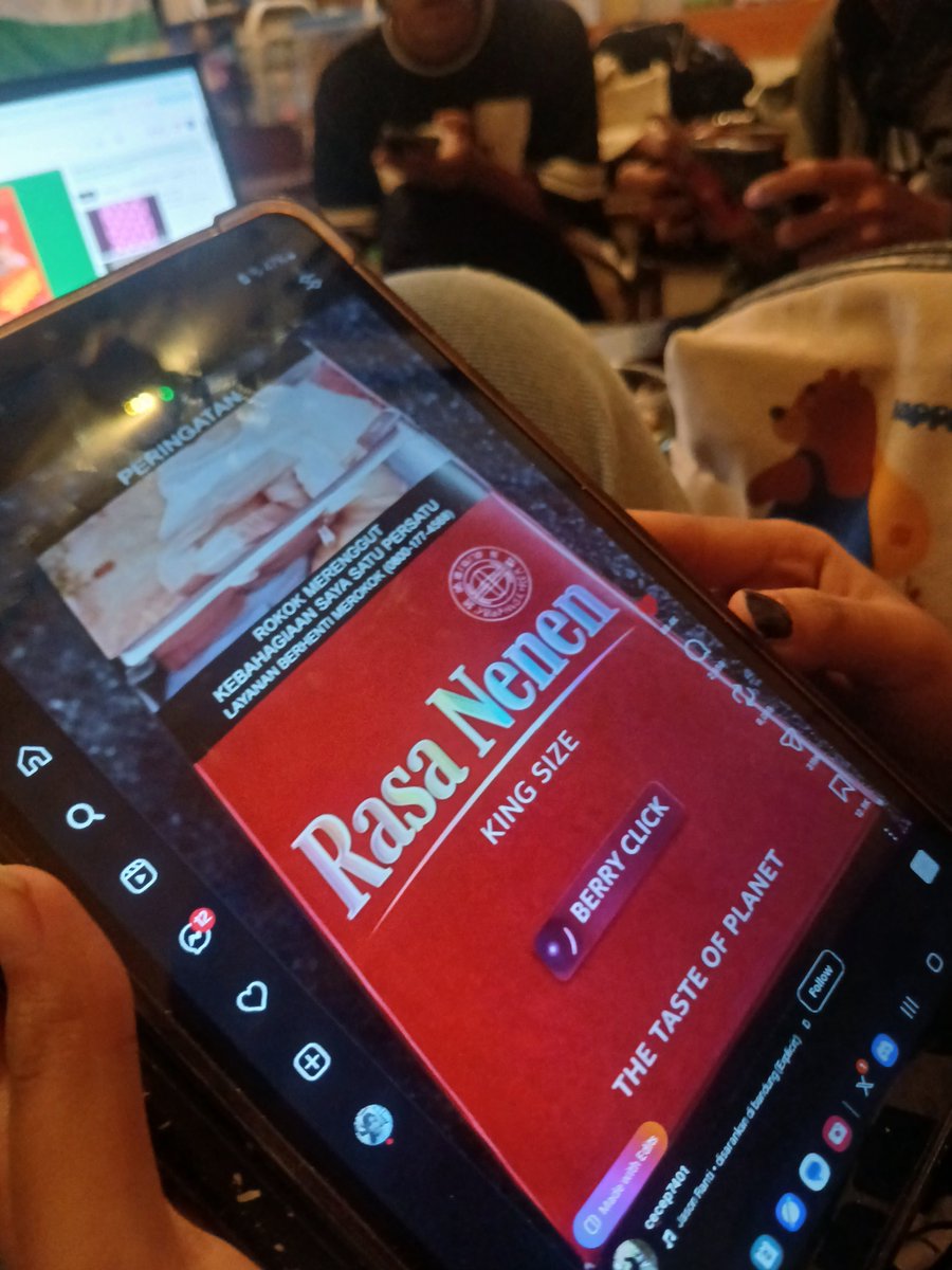 evelyne. tweet media