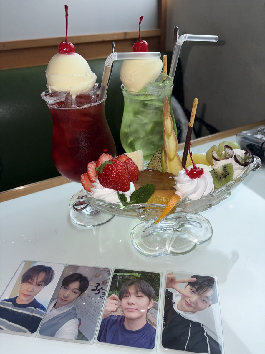 챂 tweet media