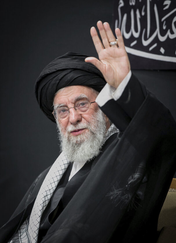 jacksonhinkle's tweet photo. IRAN DID NOTHING WRONG! https://t.co/o3k3SyHCE5