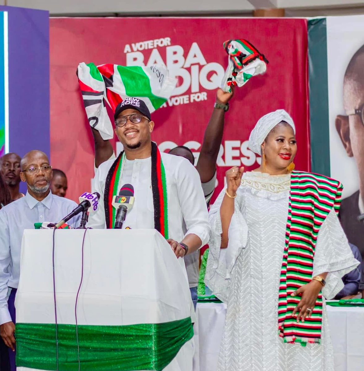 She’s not just a wife to Baba Sadick but a comrade who has toiled and sacrificed for the NDC for decades. They truly deserve it, congratulations to Hajia <a href="/KuburahDiamonds/">Adiza Ibrahim</a> 🎊👏🏽.