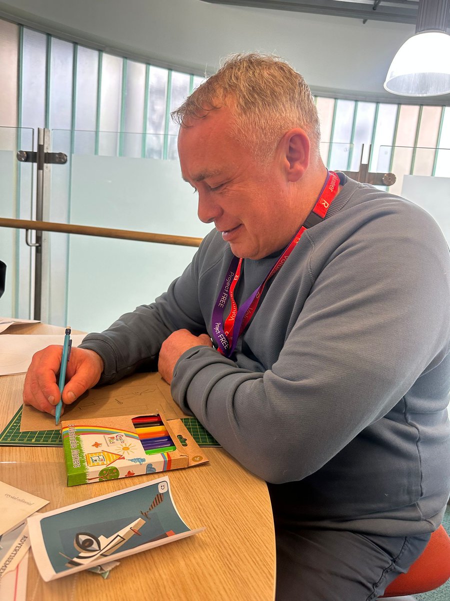 RRR_LUF's tweet image. Creative Foundations🎨✨

Project Free’s Creative Foundations Art Group offers a relaxed space to explore creativity, build confidence, and connect with others through art and self-expression.

#RedRoseRecovery #ProjectFree