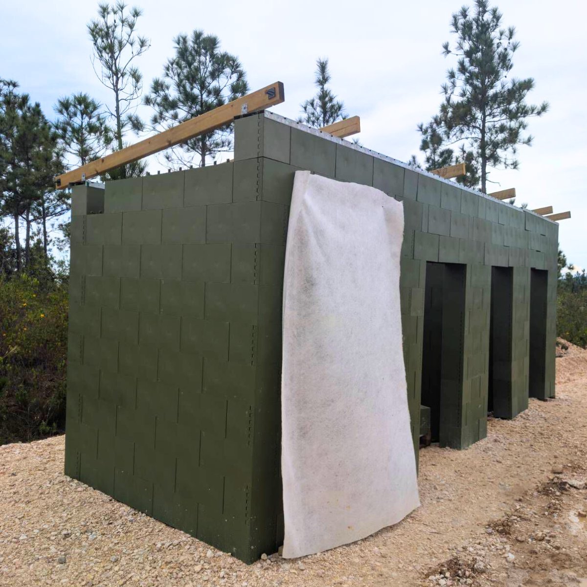 QUICKBLOCK® tweet media