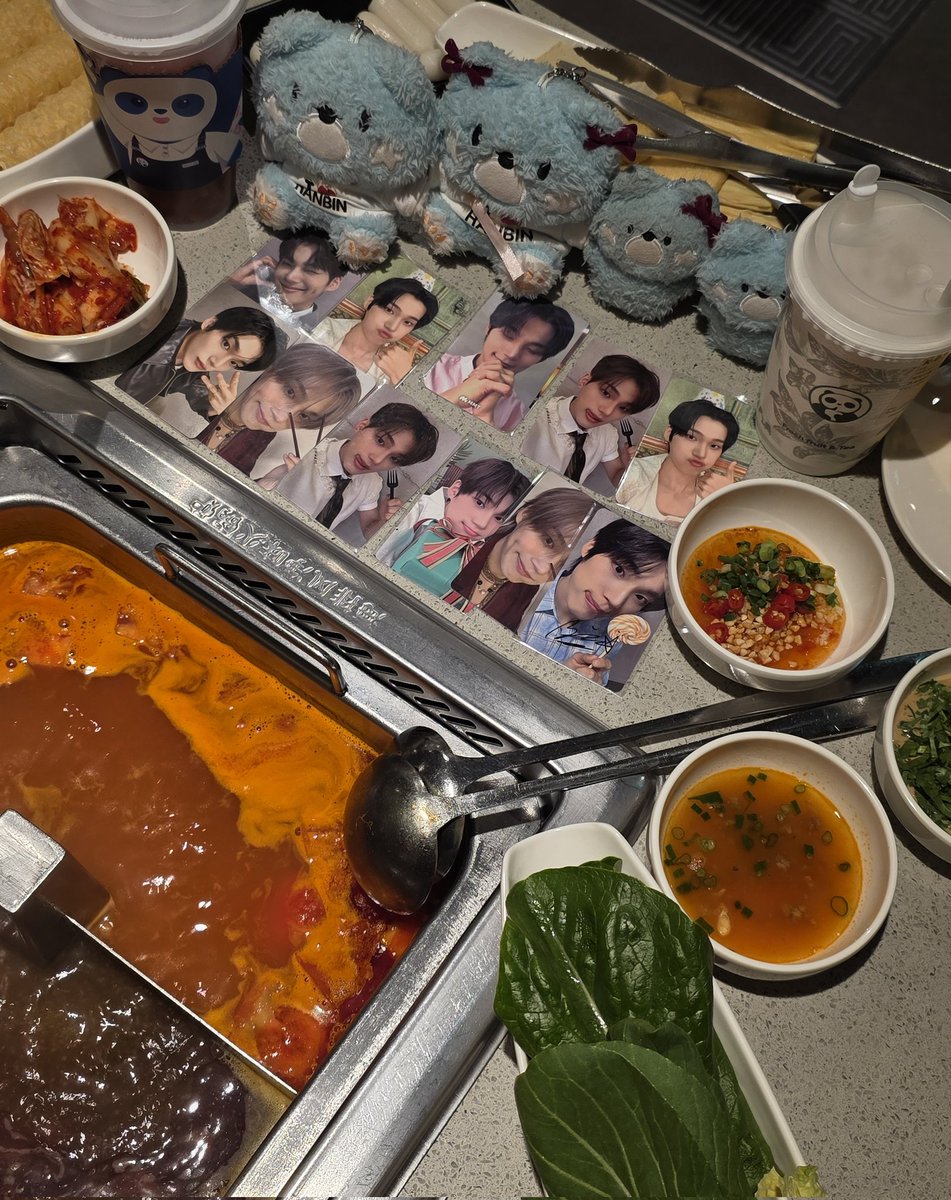 bitnabean's tweet photo. 잘 먹었습니다 🥢

#박한빈 #한빈이와_한빈디라오뿌셔
@phbbdayproject https://t.co/sdxb6TjfZp