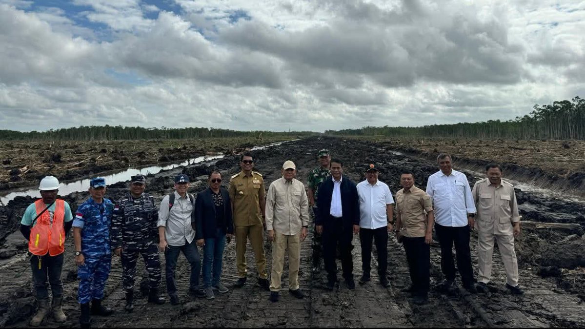 Wajah Pencuri, perusak Hutan &amp; Tanah Adat Orang Makleuw Merauke Papua