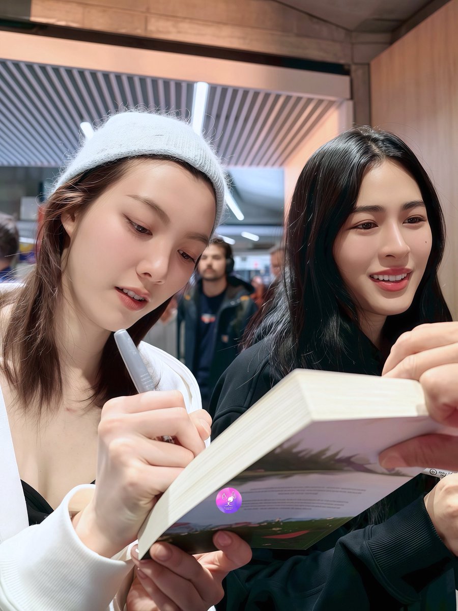 ฮืออออ ใกล้มากกกก แอดจะเป็นลม 😍🫠

LINGORM TAKEOFF TO DIORAW26
#LingOrmDiorAW26APTLook
#Lingling...