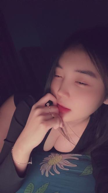 Trâm Như tweet media