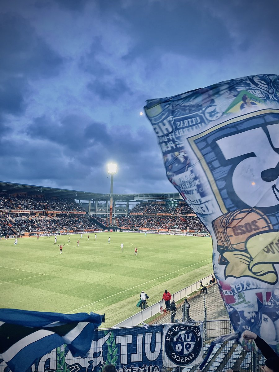 HERJAYY_'s tweet photo. 📸: FC Lorient - AJ Auxerre :
#FCLAJA #TeamAJA https://t.co/Sz5Rl5YPdD