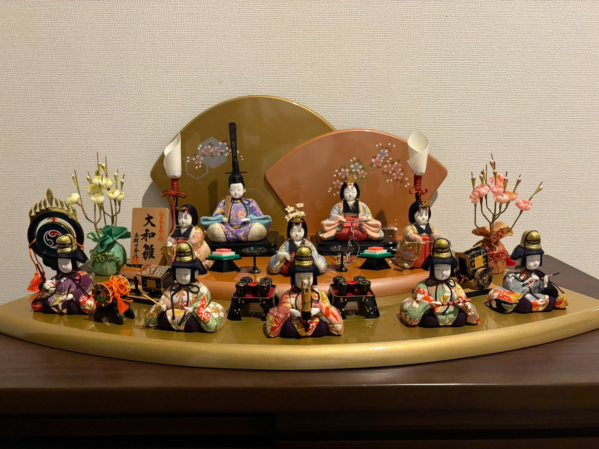 mayumickey1209's tweet photo. 年々老眼が進み、設置が難しくなってきております。場所合ってるかな？
#雛祭り
#娘受験頑張れ https://t.co/J55A9dtgS1