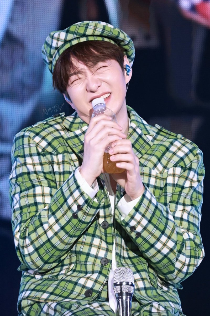 섭새김 tweet media