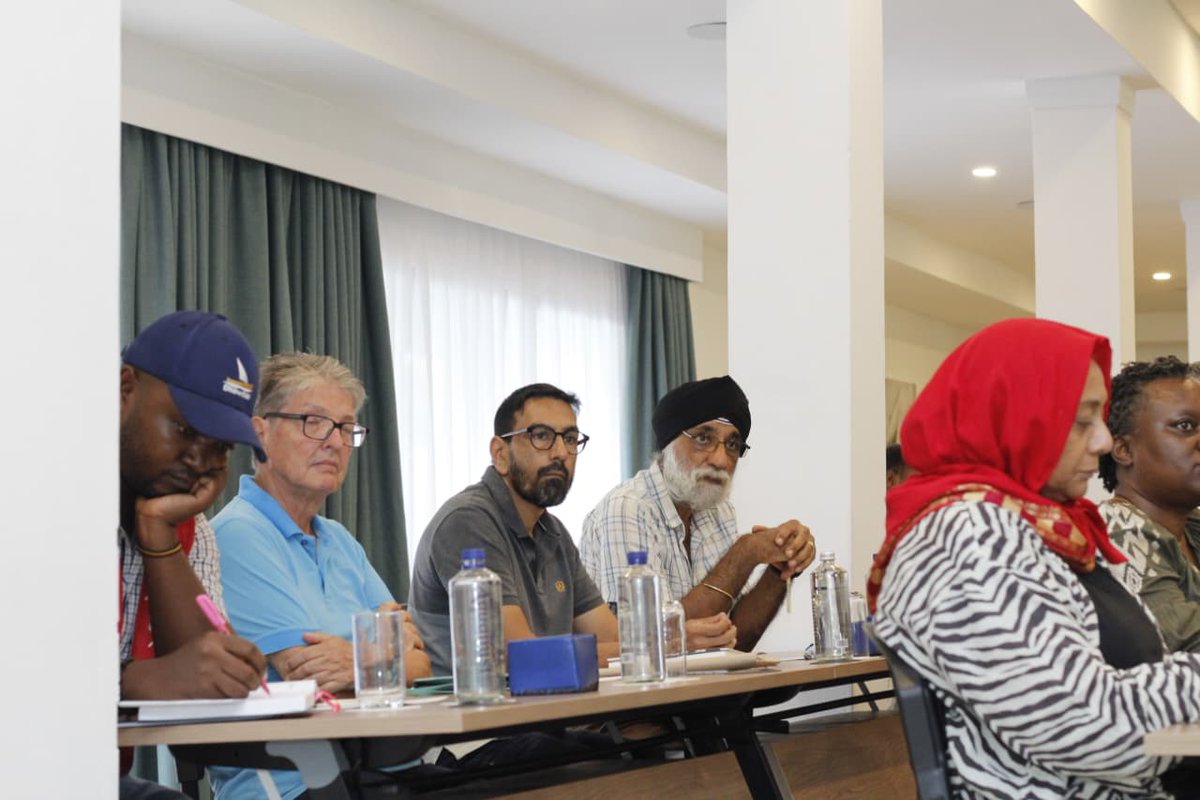 LivingInNyali's tweet photo. One the 28th of February 2026  NCRRA Committee and its members , led by Hon. Chairman Ali Taib , held a meaningful engagement on the Links Road Cycling and pedestrian project
Special appreciation to @Department of Transport and Infrastructure @MombasaCountyKe 
#NCRRA #SafeStreets https://t.co/lkXsuIDxln
