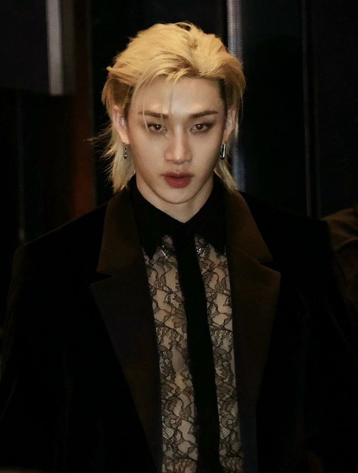 нуна ин зе билдинг tweet media