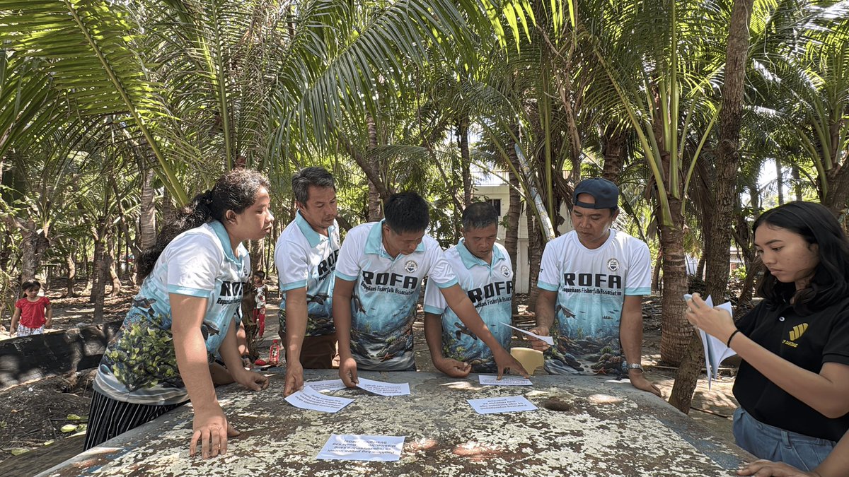 UPSakdag's tweet photo. As part of the course requirements in CD 112: Development Policies and Programs for the Basic Sectors, the BA Community Development students conducted an Organizational Capacity Assessment (OCA) with the Roquenans Fisherfolk Association (ROFA) in Barangay San Roque, Anini-y, https://t.co/jUkz3vBYt7