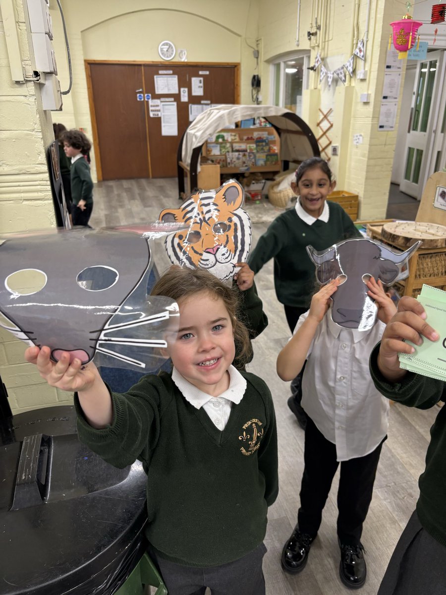 Little Mays EYFS tweet media