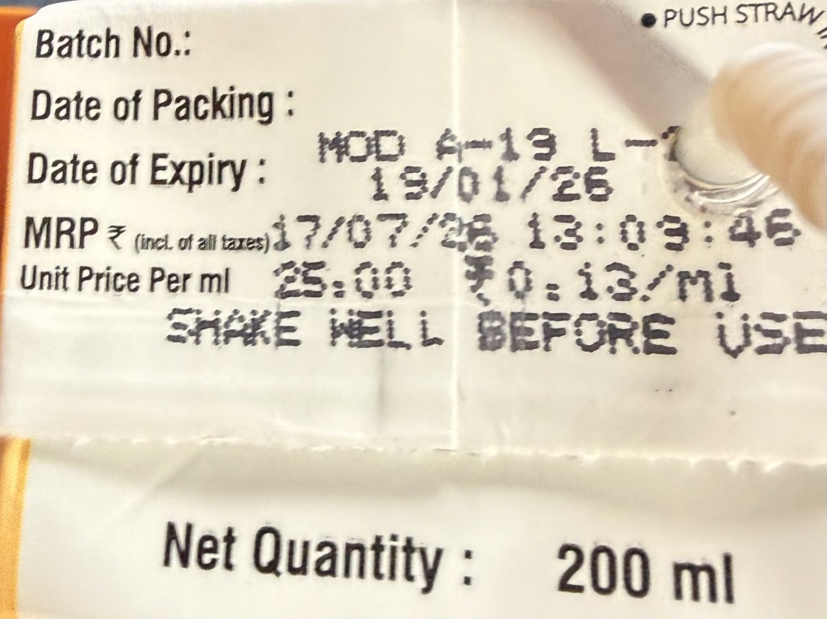 cr_charan's tweet photo. Not why the product make details on any packages is not in sync with the label. My daughter pointing Date of Expiry of this Nandini drink is passed already, but it isn’t. The problem is with printing alignment which always confuse the consumers. https://t.co/xrtmWgOL9r