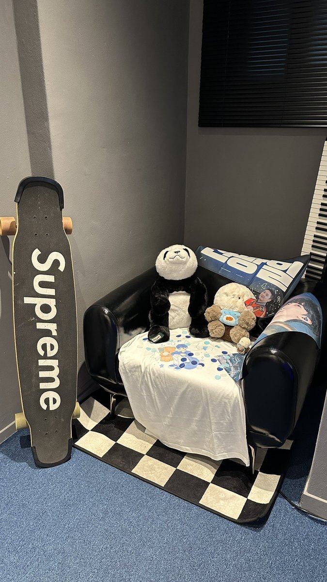 ๊ด2๋ฆฌ tweet media