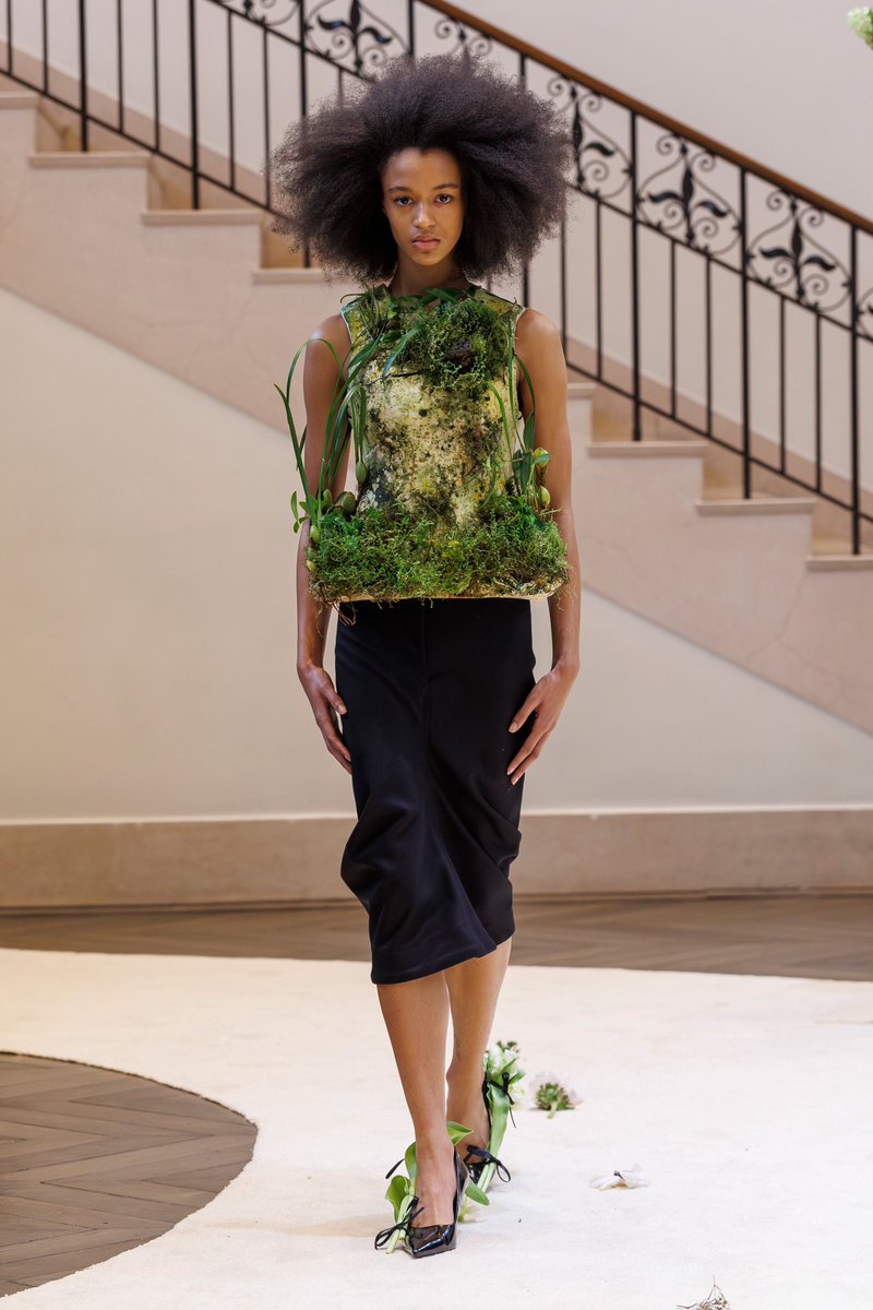 HFsarahb's tweet photo. TheVxlley fall rtw 2026 https://t.co/uHm9GVwujH