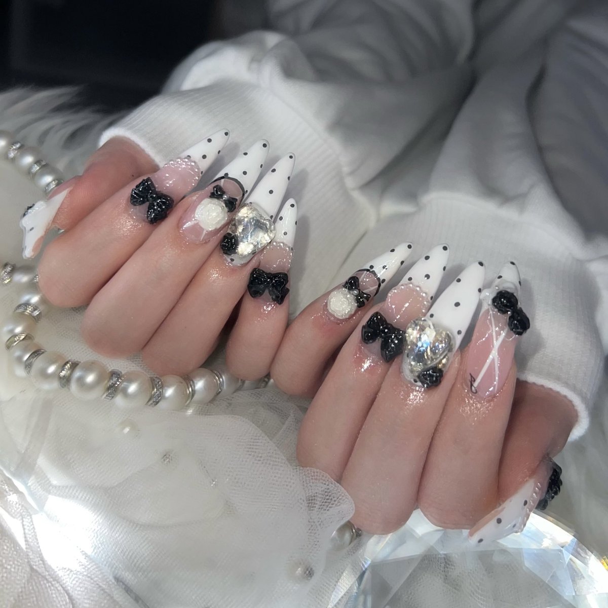 まなみ tweet media