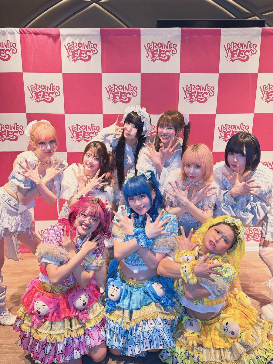 ZOCXちゃん達とお写真撮って頂きました🩷🩵💙🖤🤍💜ありがとうご