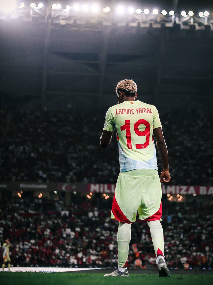 LY19 🪄  

#FIFAWorldCup
