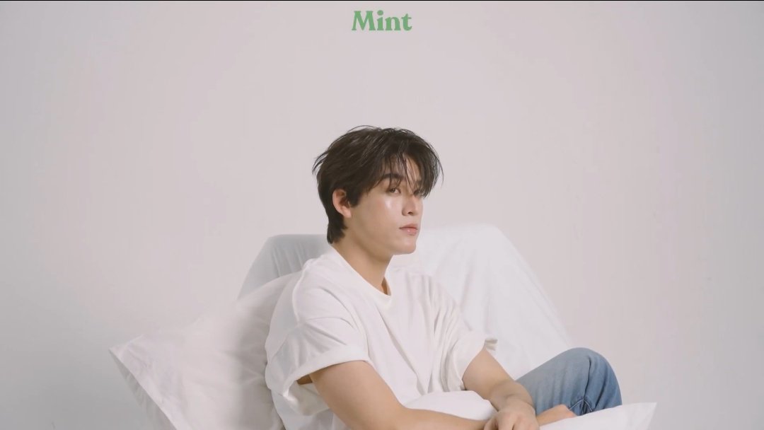 aaowdih's tweet photo. Hi, Khun Suay ~ 🥰🥰
#OnlyFriendsDreamOnXMintTalk
#GawinCaskey , #JossGawin
#MintTH https://t.co/d1J6tkv4n3