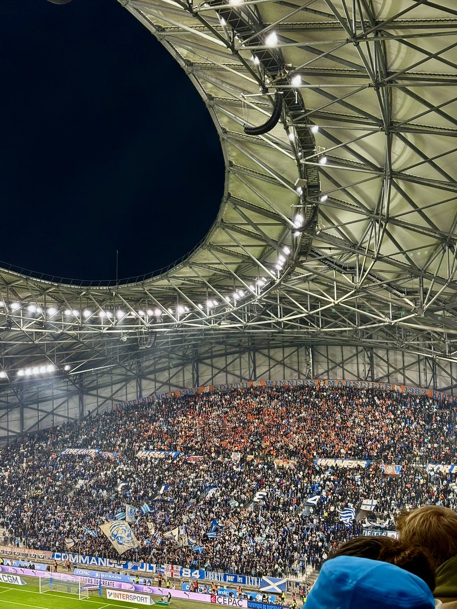 thib_w7's tweet photo. Belle soirée hier soir 😁 remplie d’émotions et de rebondissements 🩵🤍
#OMOL #OM https://t.co/y2T664nSEo