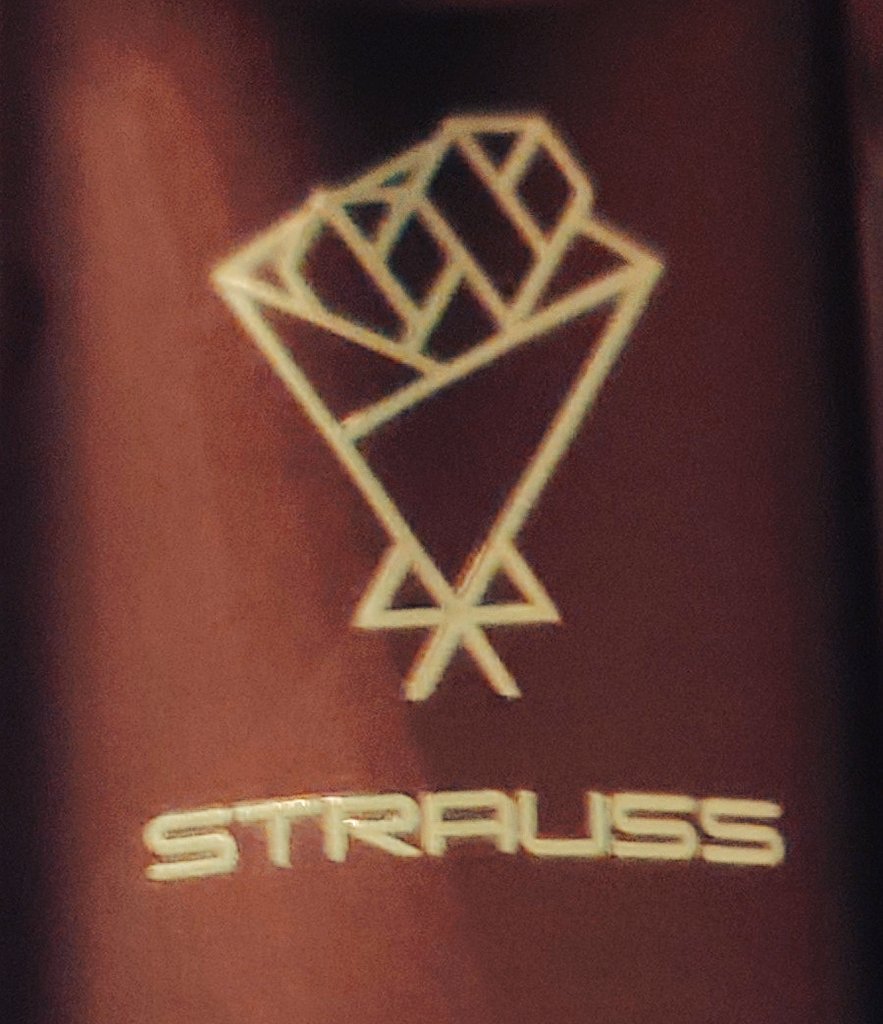 本日、KhodaaBloom（コーダブルーム<a href="/KhodaaBloom/">KhodaaBloom/コーダーブルーム</a> ）さんより、花束が届きました。

ここ最近で一番嬉しい花束

さて、ロードバイクデビューです
明日の東京は、雨☔️

木曜日辺りにはデビューしようかな

素晴らしい作品をありがとうKhodaaBloom（コーダブルーム<a href="/KhodaaBloom/">KhodaaBloom/コーダーブルーム</a> ）さん