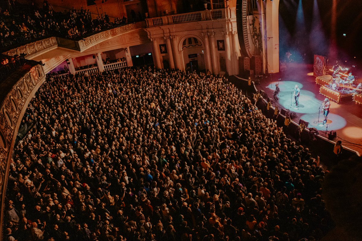 Chris DeMakes tweet media