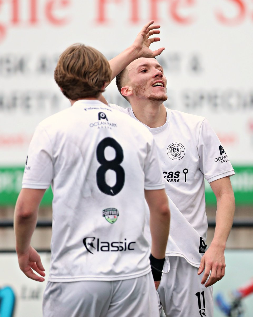 Eado (photo) tweet media