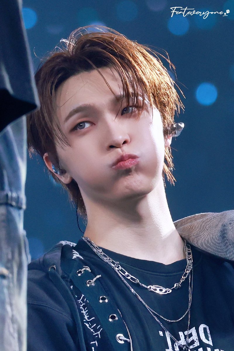 Feat_990211's tweet photo. 260228 New_ in Hong Kong Day 1

(´ε｀ )♡ (๑˘･з･˘)

#디노 #이찬 #ディノ #DINO
#세븐틴 #SEVENTEEN https://t.co/avcId1qDFx