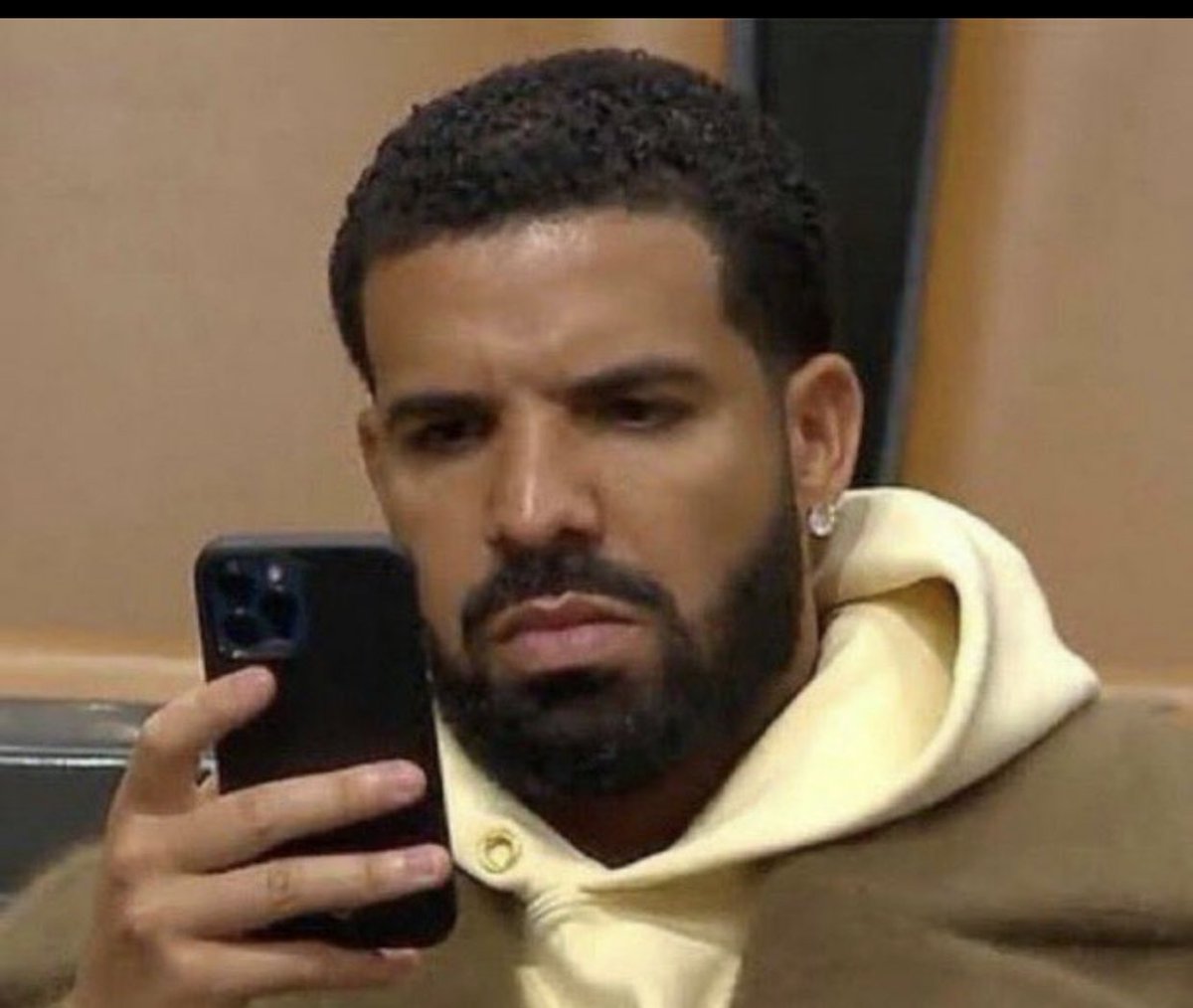 Bukunmi🧛♀️ tweet media